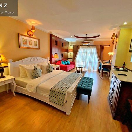 Hanz 821 Sunflower Hotel & Spa โฮจิมินห์ซิตี้ ภายนอก รูปภาพ