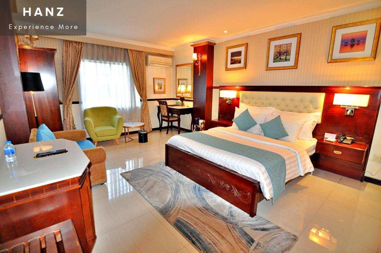 Hanz 821 Sunflower Hotel & Spa โฮจิมินห์ซิตี้ ภายนอก รูปภาพ